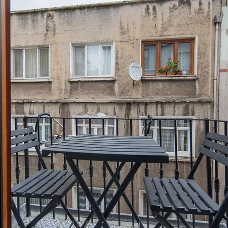 Your Escape In The Heart Of Beyoglu 이스탄불